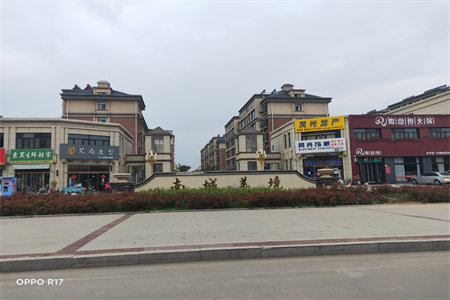 龙都大源·橡树湾3室2厅2卫116万143m2出售